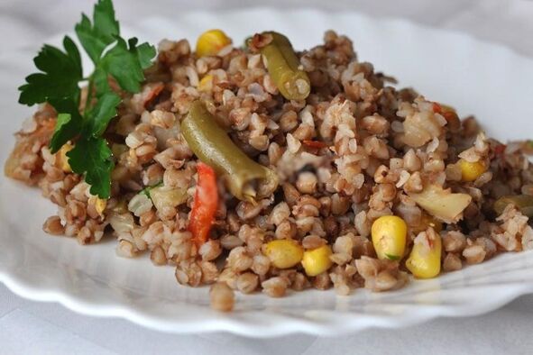 Buckwheat with the addition of vegetables will consolidate the results of the diet